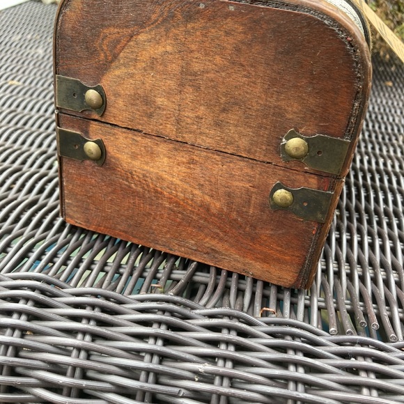 Twine new old world wine bottle gift box - Picture 13 of 14